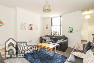 5 bed house, Ridding Terrace, Arboretum, Nottingham, NG31DW - Image 3