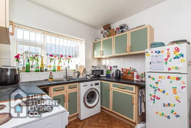4 bed house, Noel Street, Hyson Green, Nottingham, NG76AR - Image 3