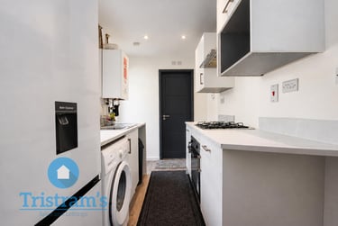 2 bed house, Russell Road, Forest Fields, Nottingham, NG76GW - Image 9