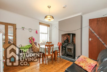 4 bed house, Marlborough Road, Beeston, Nottingham, NG92HG - Image 4
