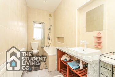 6 bed house, City Road, Dunkirk, Nottingham, NG72JL - Image 15