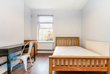 6 bed house, Kimbolton Avenue, Radford, Nottingham, NG71PT - Image 7