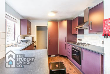 6 bed house, Kimbolton Avenue, Radford, Nottingham, NG71PT - Image 3