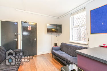 6 bed house, Kimbolton Avenue, Radford, Nottingham, NG71PT - Image 7