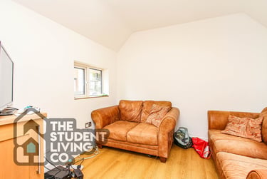7 bed house, Melton Road, West Bridgford, Nottingham, NG27NF - Image 4