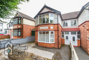 6 bed house, Thorncliffe Road, Carrington, Nottingham, NG35BQ - Image 1