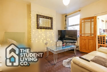 4 bed house, Leslie Road, Forest Fields, Nottingham, NG76PR - Image 6
