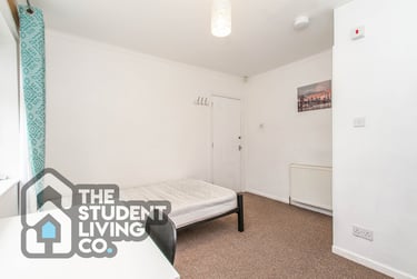 6 bed house, Middleton Boulevard, Lenton, Nottingham, NG81AA - Image 8