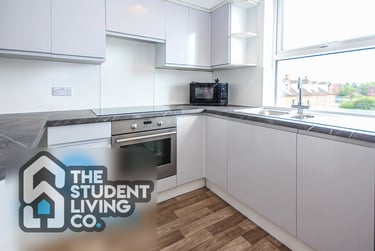5 bed flat, Castle Boulevard, Lenton, Nottingham, NG71HA - Image 2