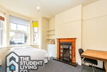 4 bed house, Lace Street, Dunkirk, Nottingham, NG72JT - Image 2