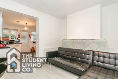 5 bed house, Claude Street, Dunkirk, Nottingham, NG72LA - Image 2