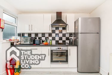 5 bed house, Claude Street, Dunkirk, Nottingham, NG72LA - Image 8