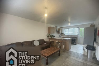 6 bed house, Francis Street, Radford, Nottingham, NG74GB - Image 14