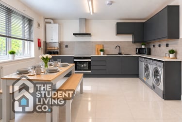 6 bed house, Gadd Street, Radford, Nottingham, NG74BJ - Image 3
