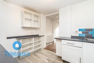 4 bed house, Claude Street, Dunkirk, Nottingham, NG72LA - Image 2