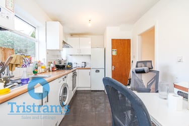 2 bed house, Marchwood Close, Lenton, Nottingham, NG81PJ - Image 4