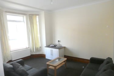 5 bed house, Hall Road, Victoria Park, Manchester, M145HL - Image 1