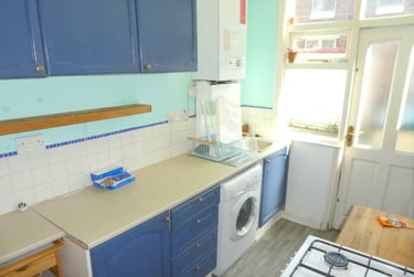 2 bed house, Brockley Avenue, Rusholme, Manchester, M147BP - Image 4