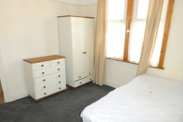 2 bed house, Brockley Avenue, Rusholme, Manchester, M147BP - Image 5