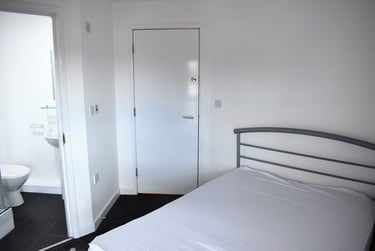 3 bed flat, Plymouth Grove, Longsight, Manchester, M130LX - Image 8