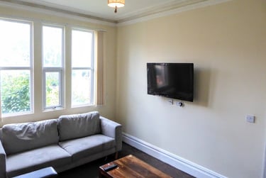 6 bed house, Grecian Street North, Charlestown, Salford, M72JR - Image 5