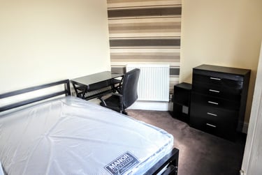 6 bed house, Grecian Street North, Charlestown, Salford, M72JR - Image 8