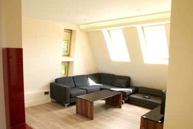 3 bed flat, Park Crescent, Victoria Park, Manchester, M145DU - Image 3