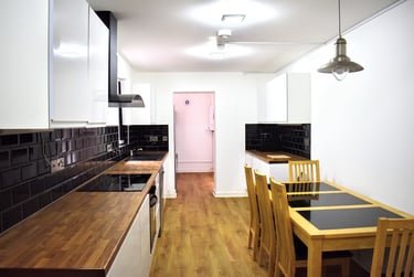 7 bed house, Weaste Road, Weaste, Salford, M55HL - Image 3