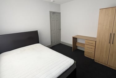 4 bed house, Martin Street, Weaste, Salford, M55JZ - Image 5
