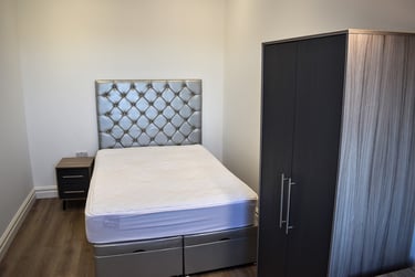 1 bed flat, Wilmslow Road, Withington, Manchester, M203BW - Image 10