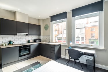 1 bed studio, Derby Road, Arboretum, Nottingham, NG15FB - Image 2
