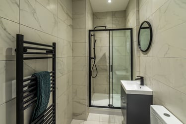 1 bed studio, Derby Road, Arboretum, Nottingham, NG15FB - Image 3