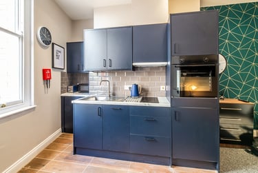 1 bed studio, Derby Road, Arboretum, Nottingham, NG15FB - Image 2