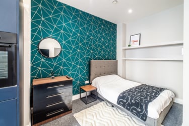 1 bed studio, Derby Road, Arboretum, Nottingham, NG15FB - Image 3