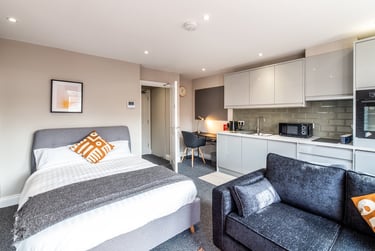 1 bed studio, Derby Road, Arboretum, Nottingham, NG15FB - Image 1
