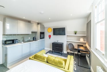 1 bed studio, Derby Road, Nottingham, NG15FE - Image 3