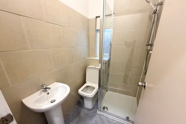 9 bed house, Lausanne Road, Withington, Manchester, M203EU - Image 3