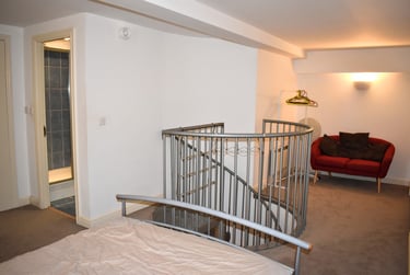 1 bed flat, Whitworth Street West, Chorlton on Medlock, Manchester, M15EA - Image 13