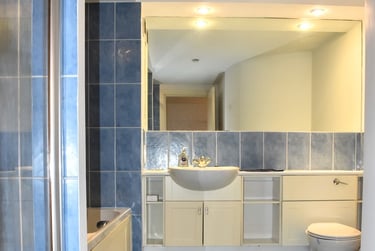 1 bed flat, Whitworth Street West, Chorlton on Medlock, Manchester, M15EA - Image 14