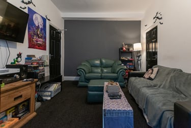 4 bed house, Suffolk Street, Charlestown, Salford, M66DU - Image 2