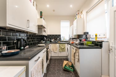 4 bed house, Suffolk Street, Charlestown, Salford, M66DU - Image 3