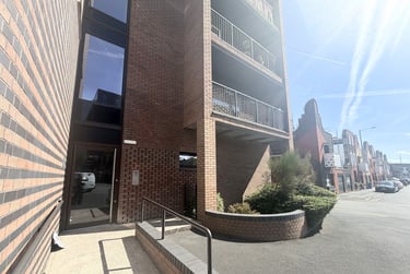 2 bed flat, New Union Street, Manchester, M46BW - Image 12