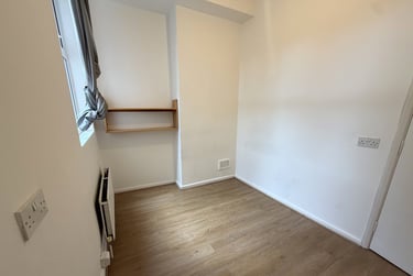 1 bed flat, Stockport Road, Burnage, Manchester, M192TJ - Image 4