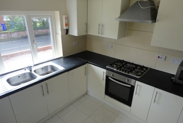 8 bed house, Burlington Road, Withington, Manchester, M204PY - Image 1