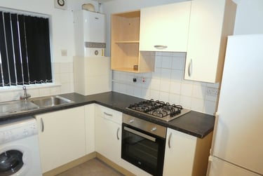 1 bed flat, Mauldeth Road West, Withington, Manchester, M201AB - Image 2