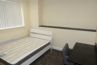 4 bed flat, Aspinall Street, Rusholme, Manchester, M145UD - Image 4