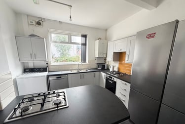 8 bed house, Ladybarn Lane, Fallowfield, Manchester, M146NG - Image 7