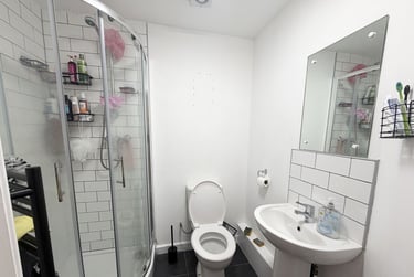 4 bed flat, Plymouth Grove, Longsight, Manchester, M130LX - Image 11