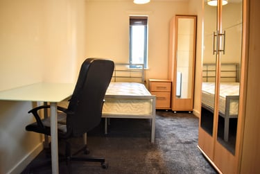 4 bed flat, Plymouth Grove, Longsight, Manchester, M130LX - Image 5
