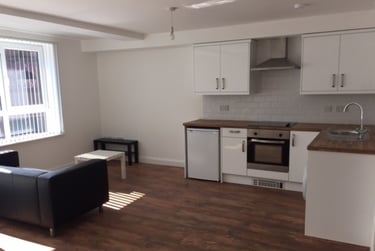 1 bed studio, Wilmslow Road, Victoria Park, Manchester, M145AQ - Image 1